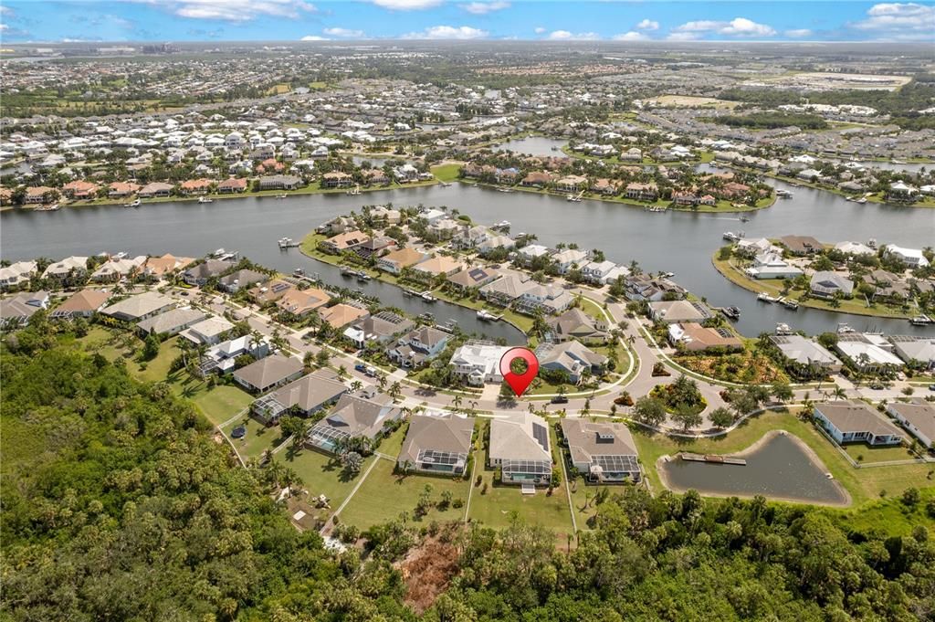 For Sale: $995,000 (3 beds, 3 baths, 2963 Square Feet)