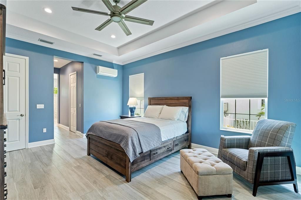 For Sale: $995,000 (3 beds, 3 baths, 2963 Square Feet)