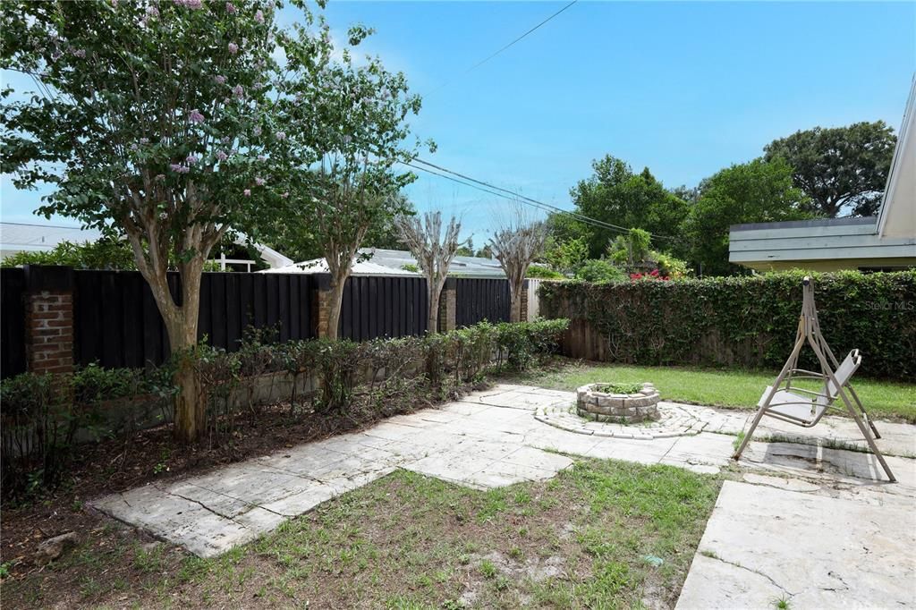 For Sale: $580,000 (4 beds, 3 baths, 2335 Square Feet)