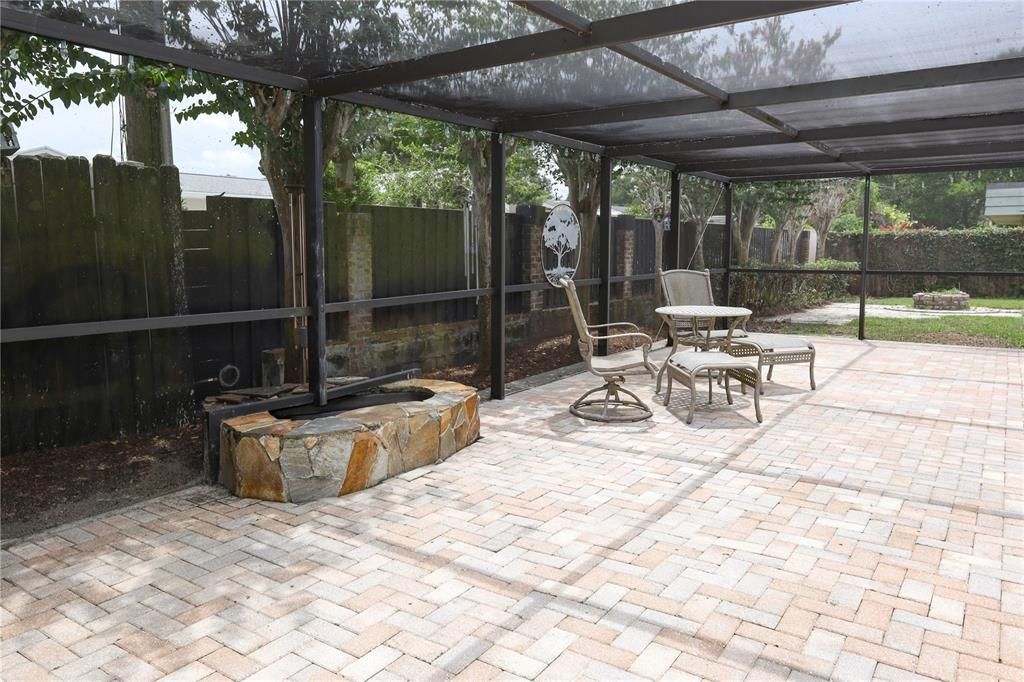 For Sale: $580,000 (4 beds, 3 baths, 2335 Square Feet)