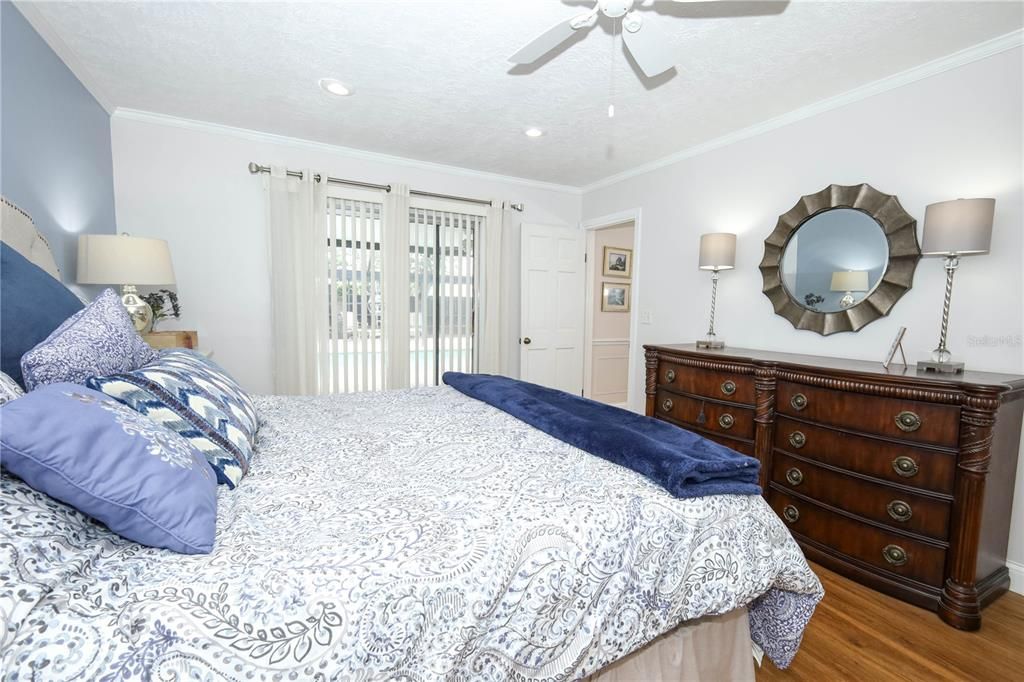 For Sale: $580,000 (4 beds, 3 baths, 2335 Square Feet)