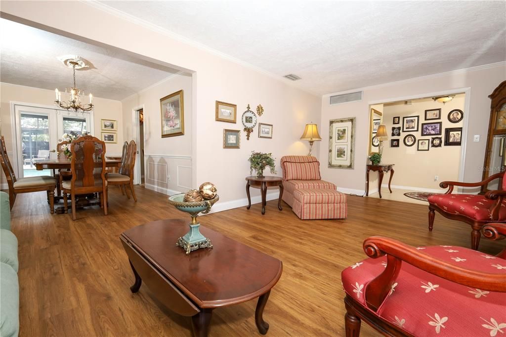 For Sale: $580,000 (4 beds, 3 baths, 2335 Square Feet)