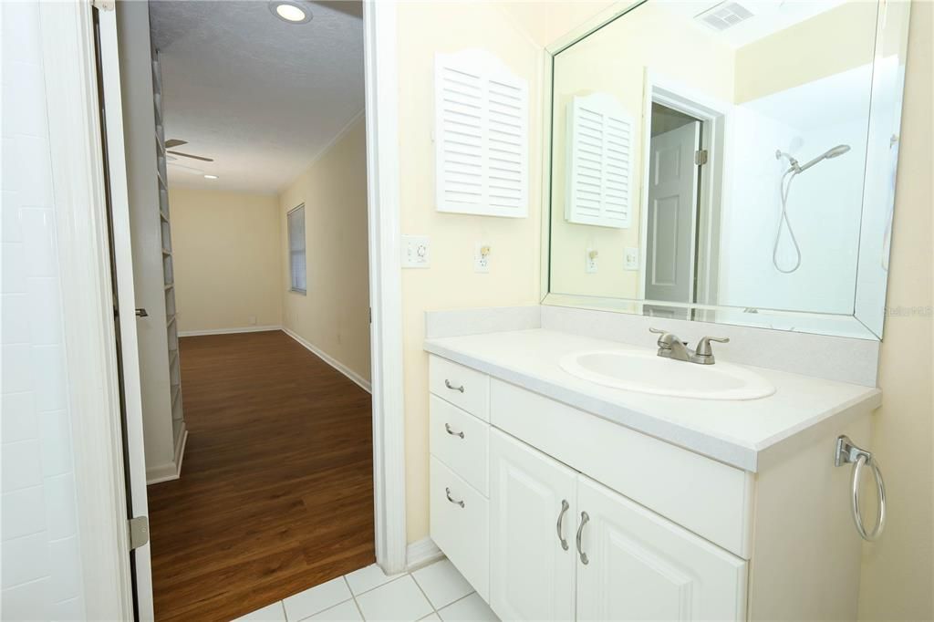 For Sale: $580,000 (4 beds, 3 baths, 2335 Square Feet)