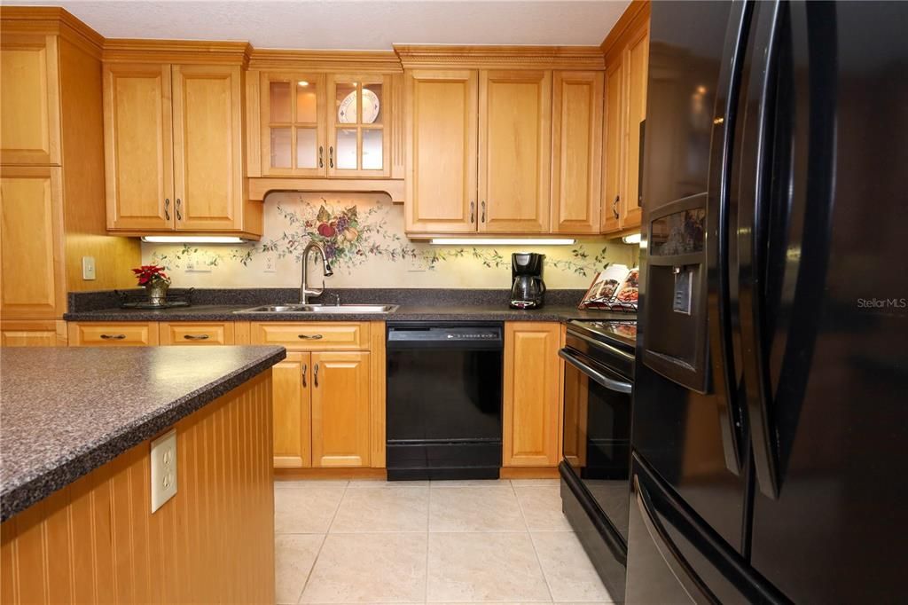 For Sale: $580,000 (4 beds, 3 baths, 2335 Square Feet)