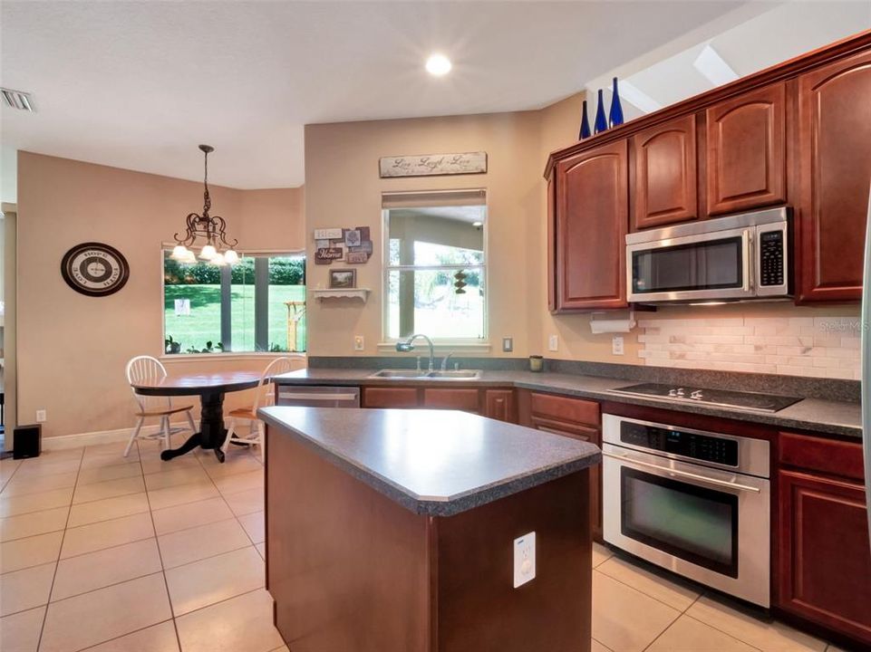 For Sale: $699,000 (4 beds, 3 baths, 2429 Square Feet)