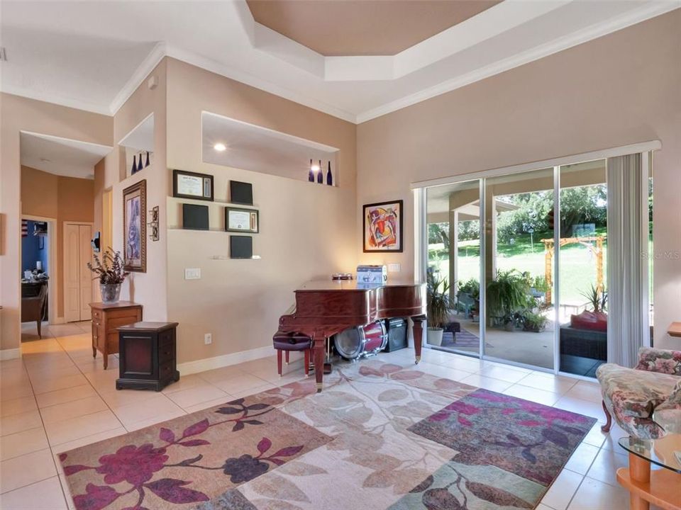 For Sale: $699,000 (4 beds, 3 baths, 2429 Square Feet)