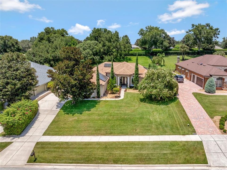 For Sale: $699,000 (4 beds, 3 baths, 2429 Square Feet)