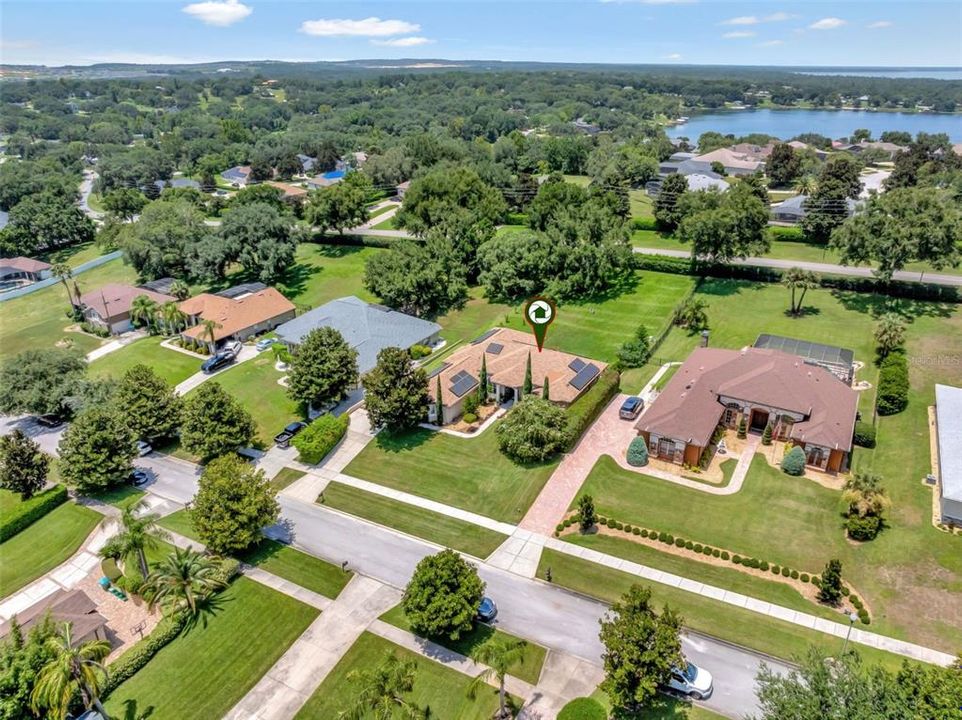 For Sale: $699,000 (4 beds, 3 baths, 2429 Square Feet)