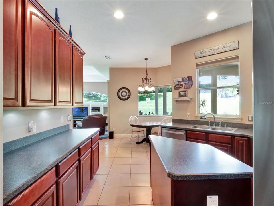 For Sale: $699,000 (4 beds, 3 baths, 2429 Square Feet)