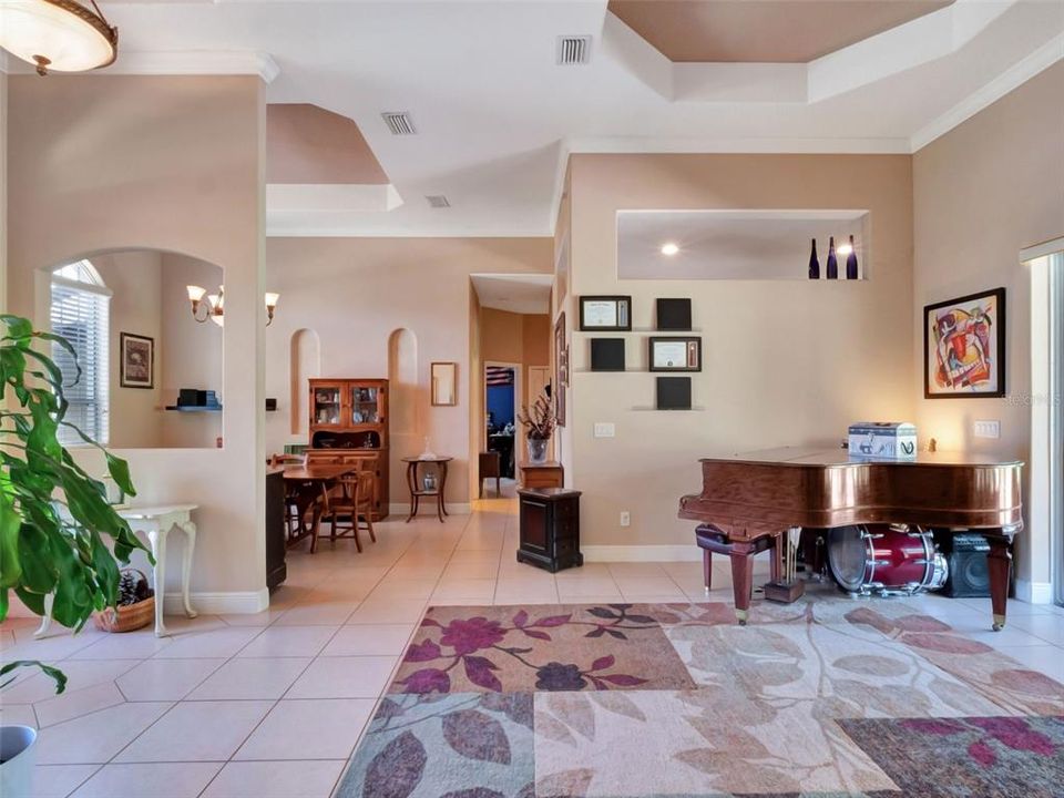 For Sale: $699,000 (4 beds, 3 baths, 2429 Square Feet)