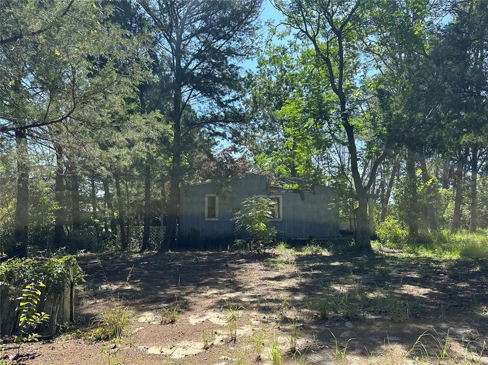 待售: $149,999 (1.70 acres)