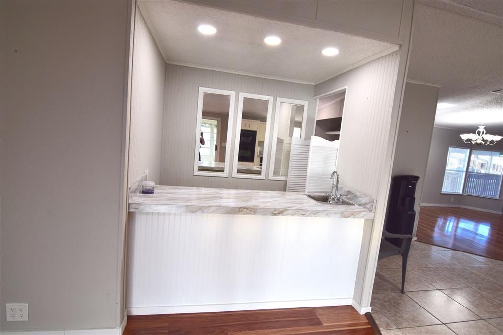 En Venta: $99,900 (2 camas, 2 baños, 1680 Pies cuadrados)