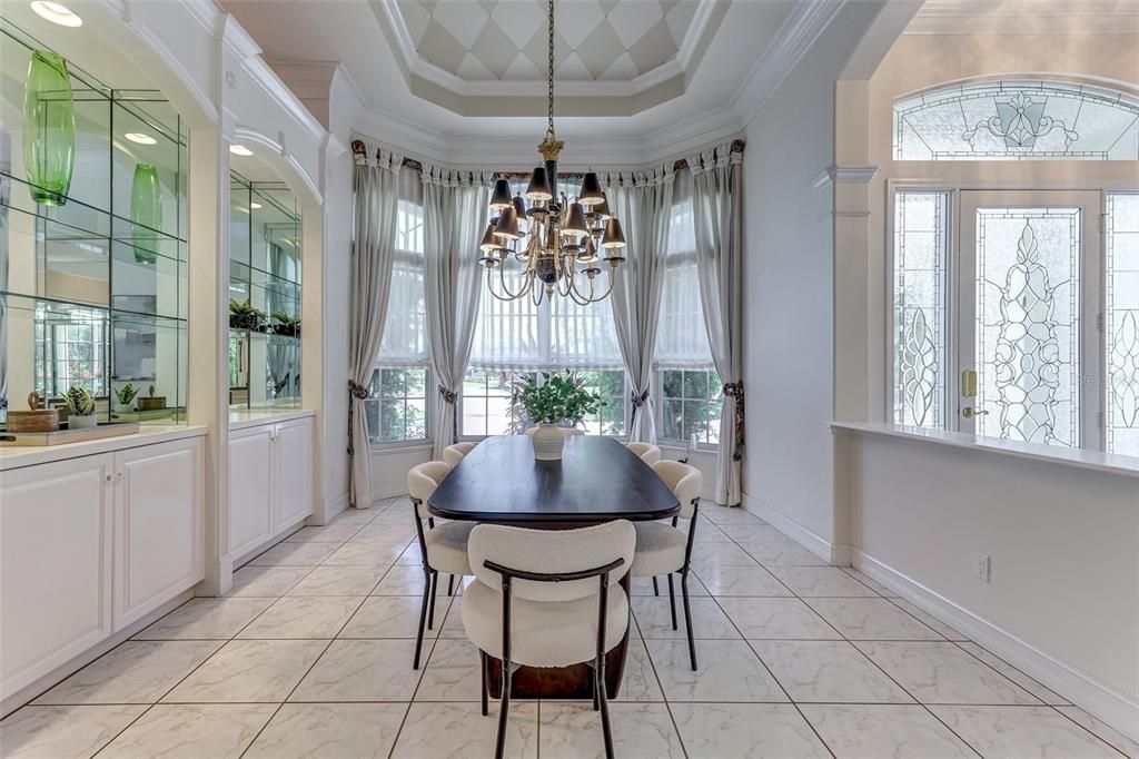 На продажу: $899,999 (5 спален, 3 ванн, 3847 Квадратных фут)