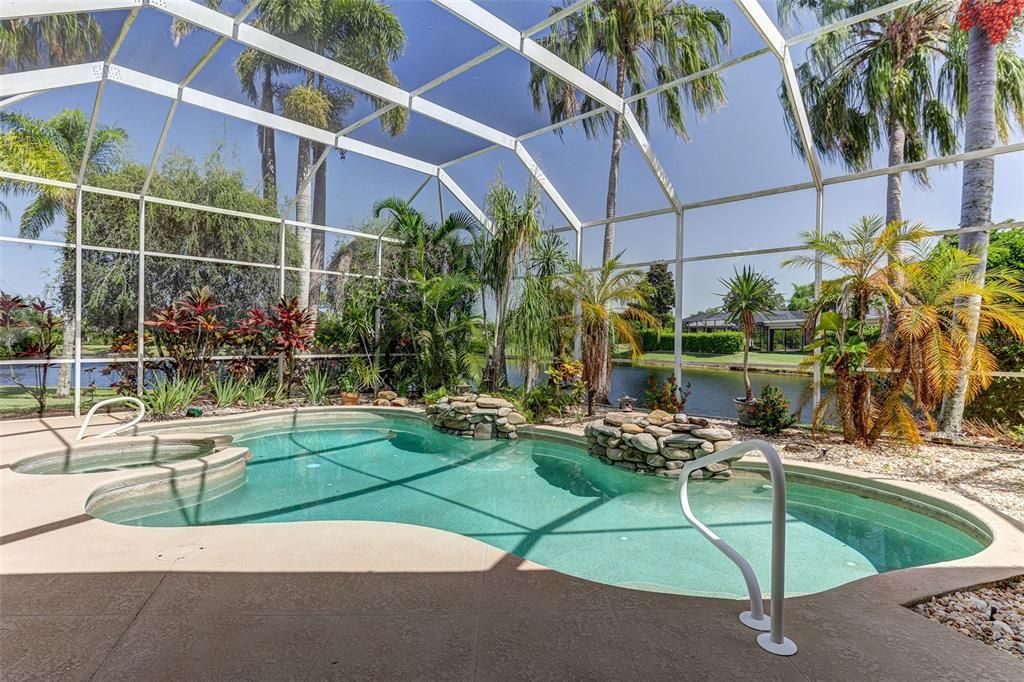 На продажу: $899,999 (5 спален, 3 ванн, 3847 Квадратных фут)