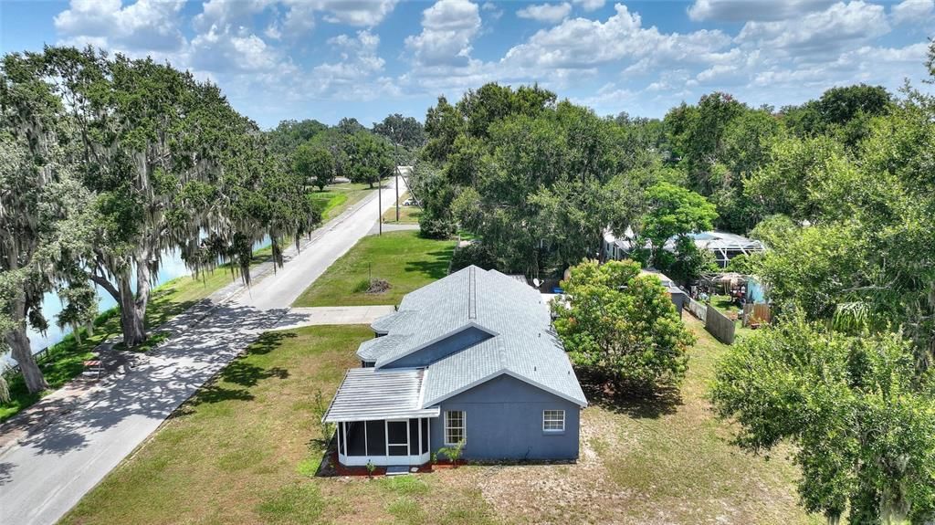 For Sale: $320,000 (3 beds, 2 baths, 1846 Square Feet)