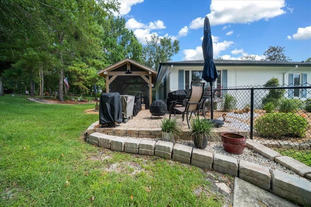 For Sale: $699,000 (3 beds, 2 baths, 2843 Square Feet)