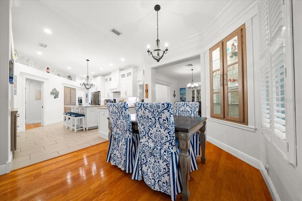 For Sale: $699,000 (3 beds, 2 baths, 2843 Square Feet)