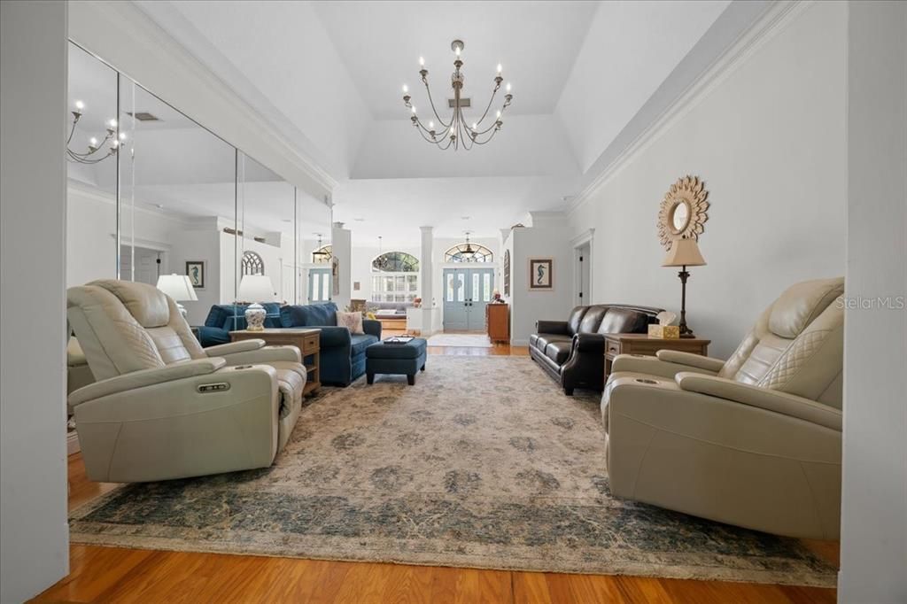 For Sale: $699,000 (3 beds, 2 baths, 2843 Square Feet)