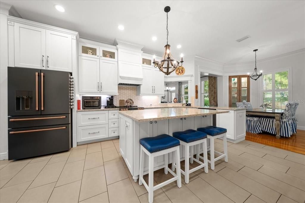 For Sale: $699,000 (3 beds, 2 baths, 2843 Square Feet)