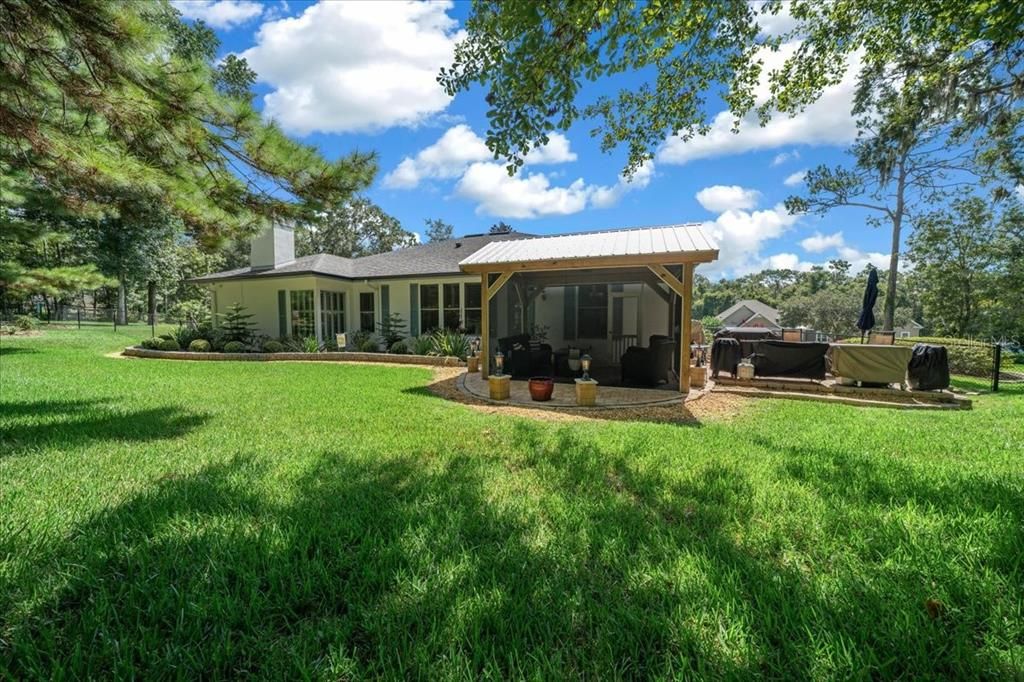 For Sale: $699,000 (3 beds, 2 baths, 2843 Square Feet)