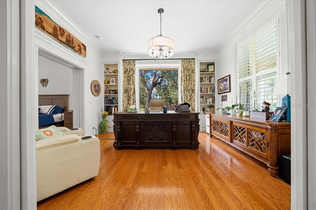 For Sale: $699,000 (3 beds, 2 baths, 2843 Square Feet)