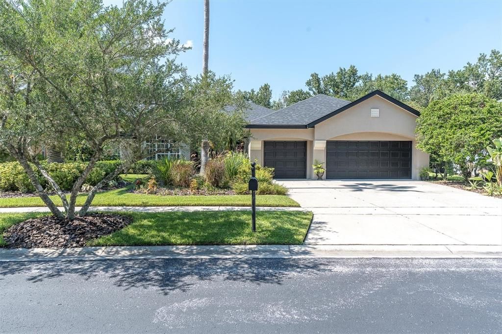 For Sale: $769,000 (4 beds, 3 baths, 2897 Square Feet)