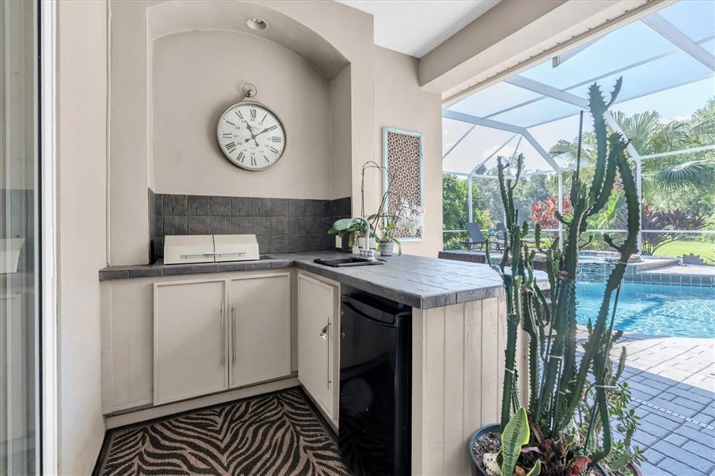 For Sale: $769,000 (4 beds, 3 baths, 2897 Square Feet)