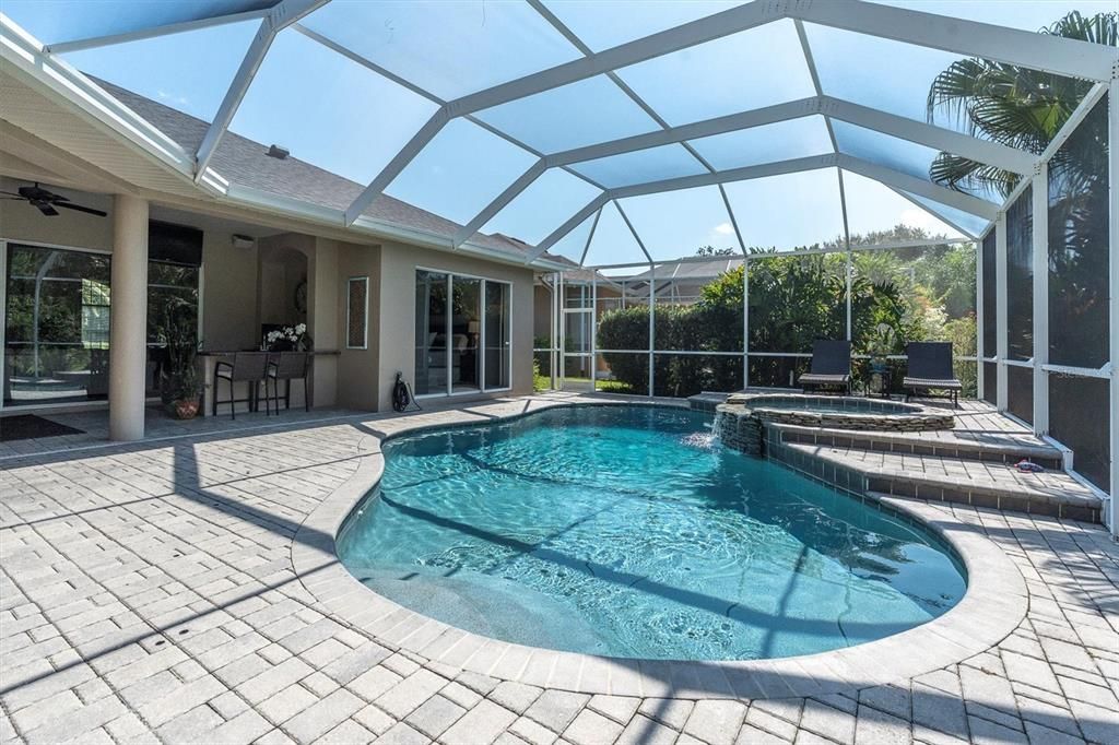 For Sale: $769,000 (4 beds, 3 baths, 2897 Square Feet)