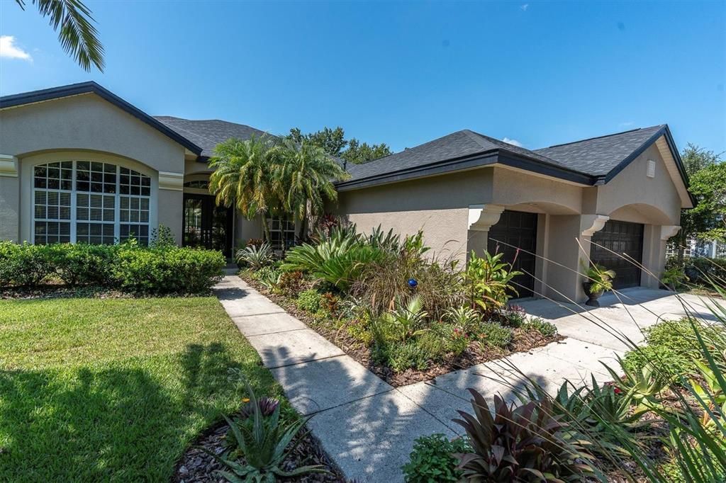 For Sale: $769,000 (4 beds, 3 baths, 2897 Square Feet)