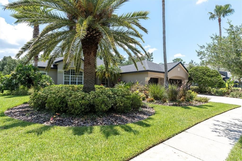 For Sale: $769,000 (4 beds, 3 baths, 2897 Square Feet)