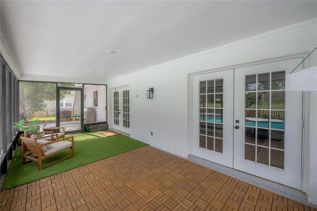 Active With Contract: $645,000 (4 beds, 2 baths, 2449 Square Feet)