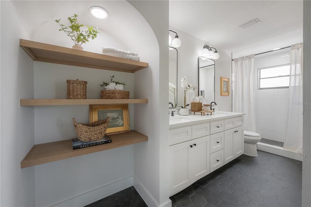 Active With Contract: $645,000 (4 beds, 2 baths, 2449 Square Feet)