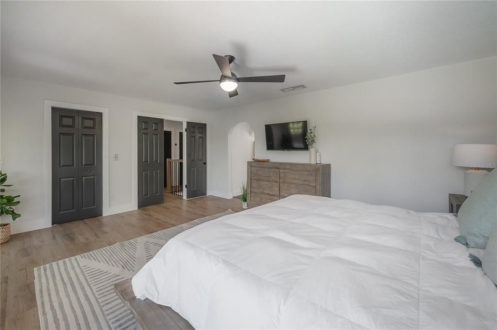 Active With Contract: $645,000 (4 beds, 2 baths, 2449 Square Feet)