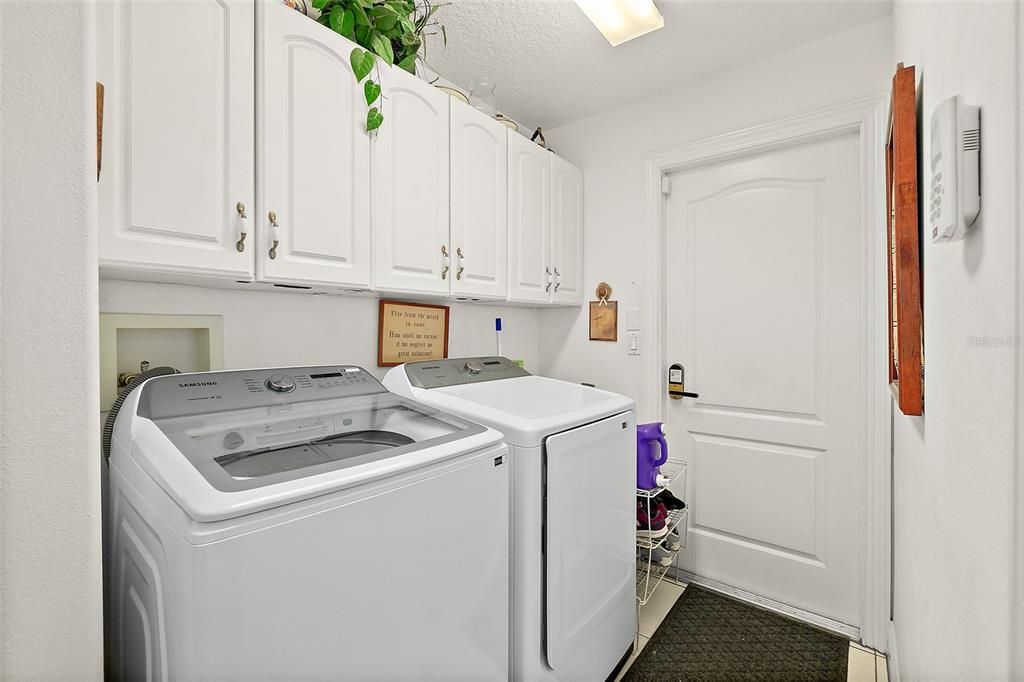 Active With Contract: $580,000 (4 beds, 4 baths, 2875 Square Feet)