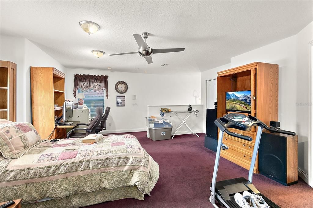 Active With Contract: $580,000 (4 beds, 4 baths, 2875 Square Feet)