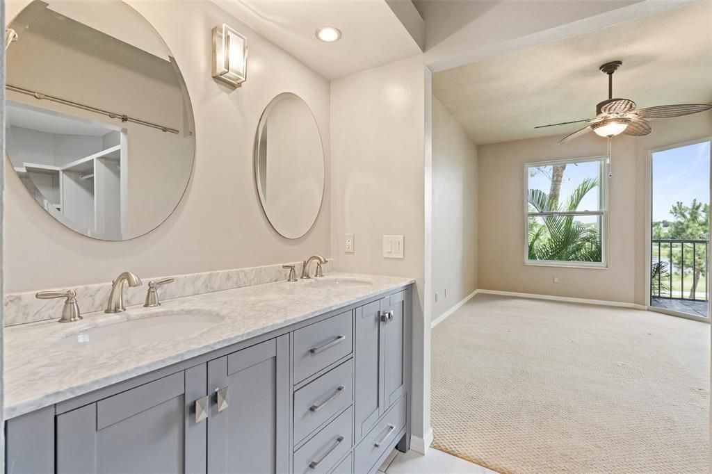 For Sale: $380,000 (2 beds, 2 baths, 1163 Square Feet)