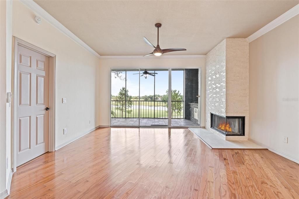 For Sale: $380,000 (2 beds, 2 baths, 1163 Square Feet)