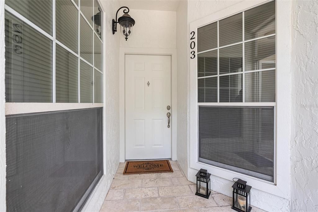 For Sale: $380,000 (2 beds, 2 baths, 1163 Square Feet)