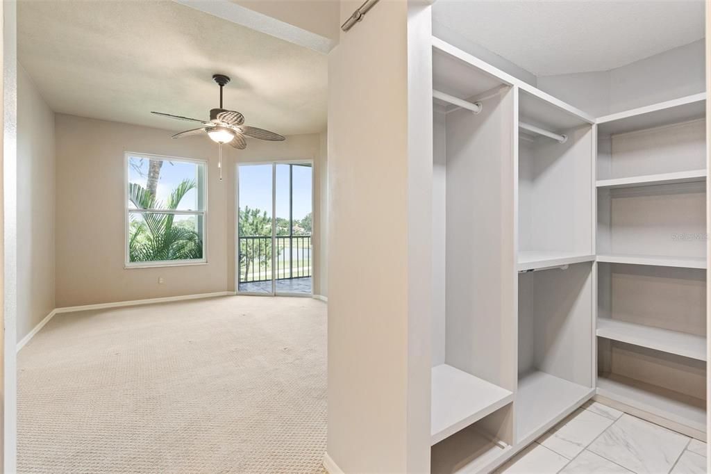 For Sale: $380,000 (2 beds, 2 baths, 1163 Square Feet)