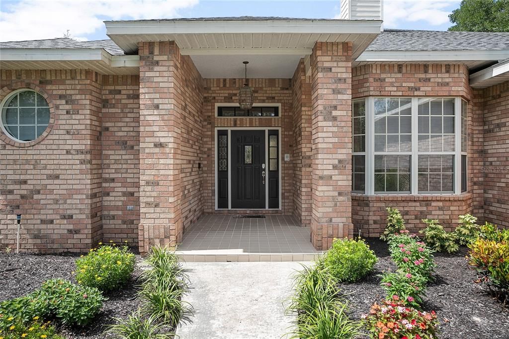 待售: $560,000 (4 贝兹, 3 浴室, 2575 平方英尺)