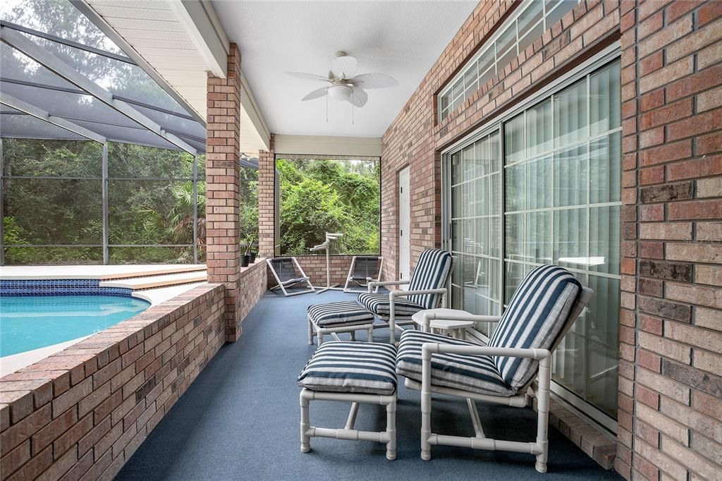 待售: $560,000 (4 贝兹, 3 浴室, 2575 平方英尺)