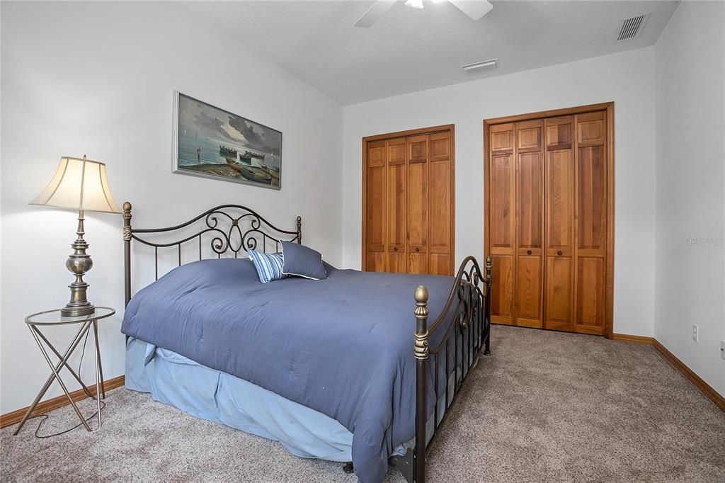 待售: $560,000 (4 贝兹, 3 浴室, 2575 平方英尺)