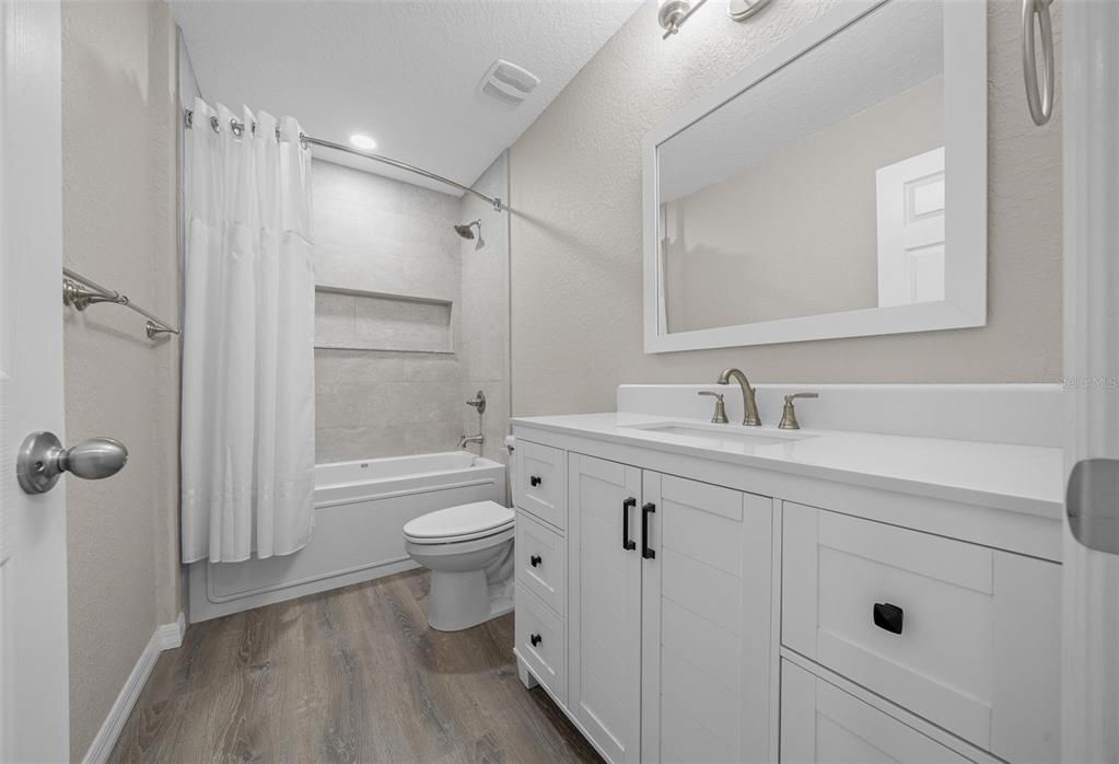 待售: $599,000 (3 贝兹, 2 浴室, 945 平方英尺)