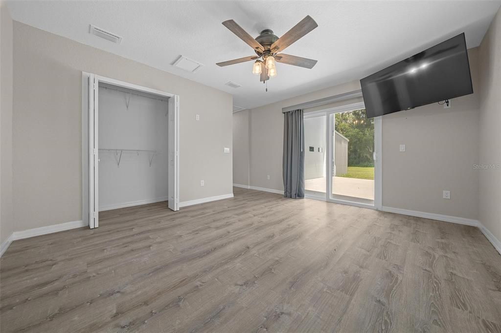 待售: $599,000 (3 贝兹, 2 浴室, 945 平方英尺)