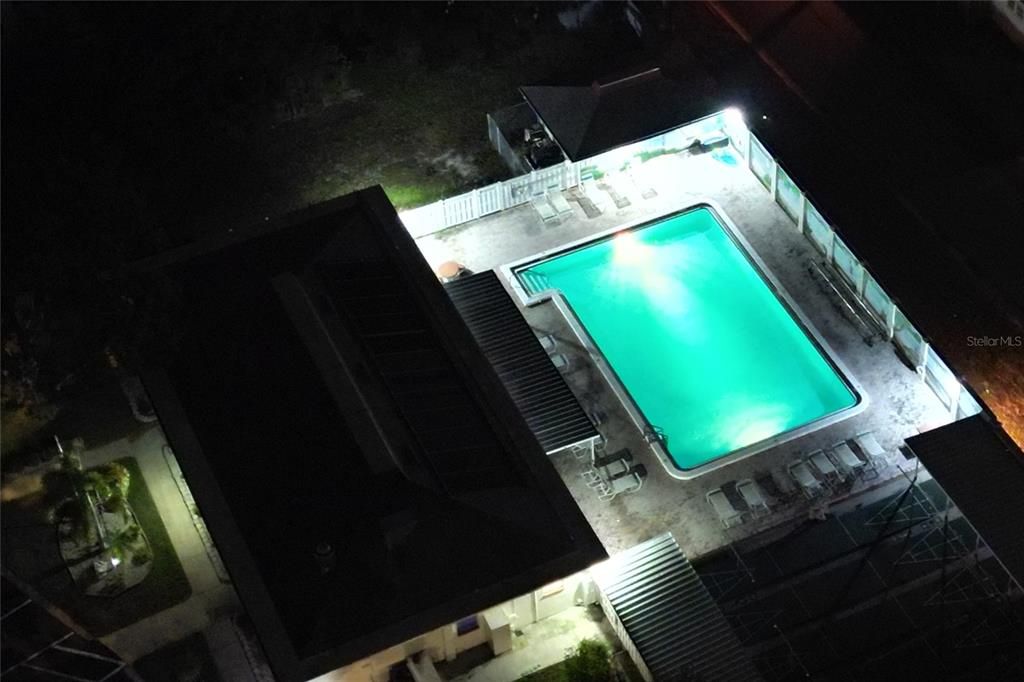 Под контрактом: $1,500 (2 спален, 1 ванн, 768 Квадратных фут)