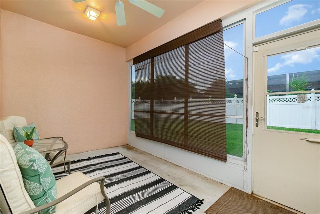 Под контрактом: $313,595 (3 спален, 2 ванн, 1565 Квадратных фут)