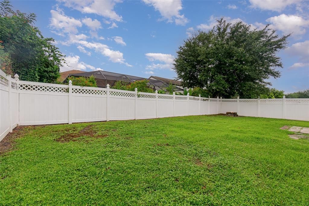 Под контрактом: $313,595 (3 спален, 2 ванн, 1565 Квадратных фут)