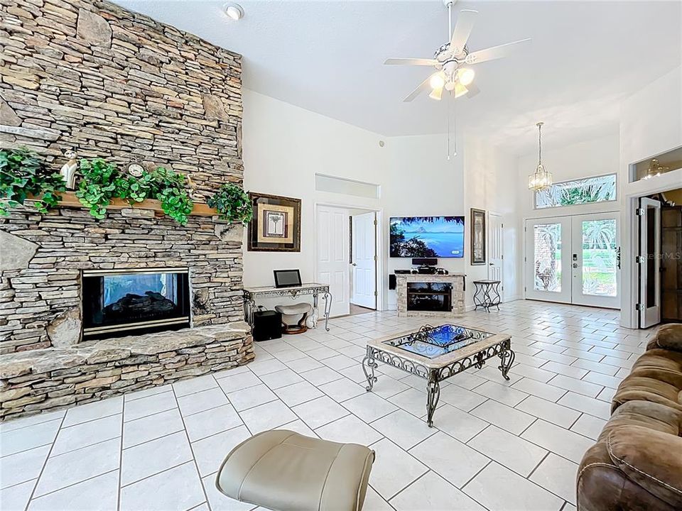 待售: $887,950 (3 贝兹, 2 浴室, 2271 平方英尺)