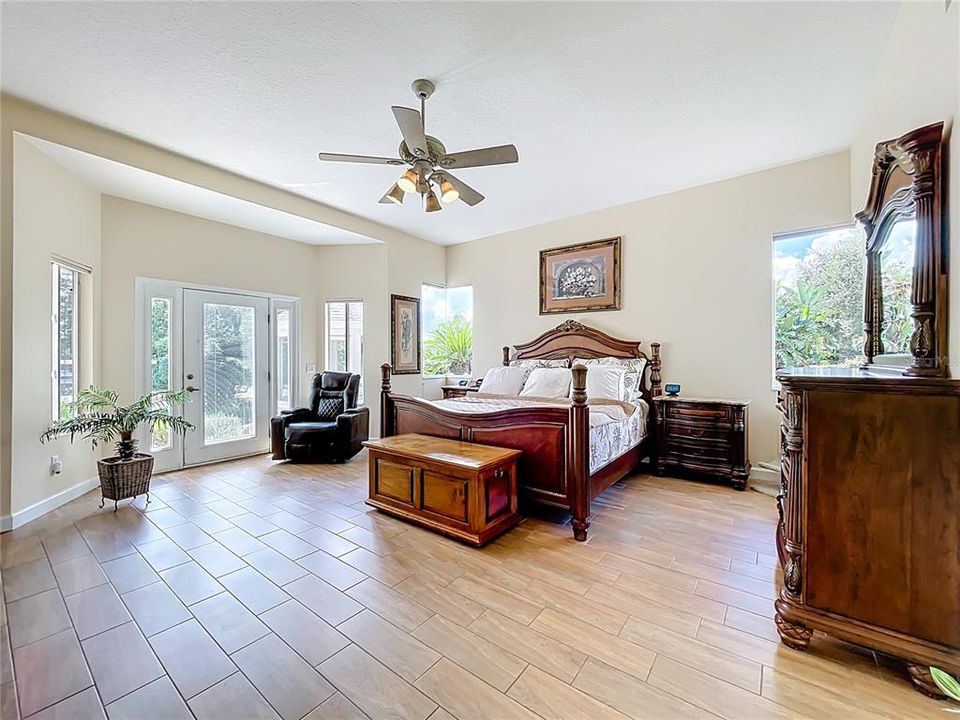 待售: $887,950 (3 贝兹, 2 浴室, 2271 平方英尺)