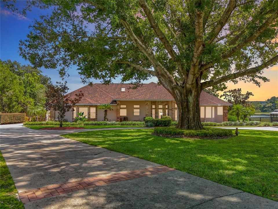 待售: $887,950 (3 贝兹, 2 浴室, 2271 平方英尺)